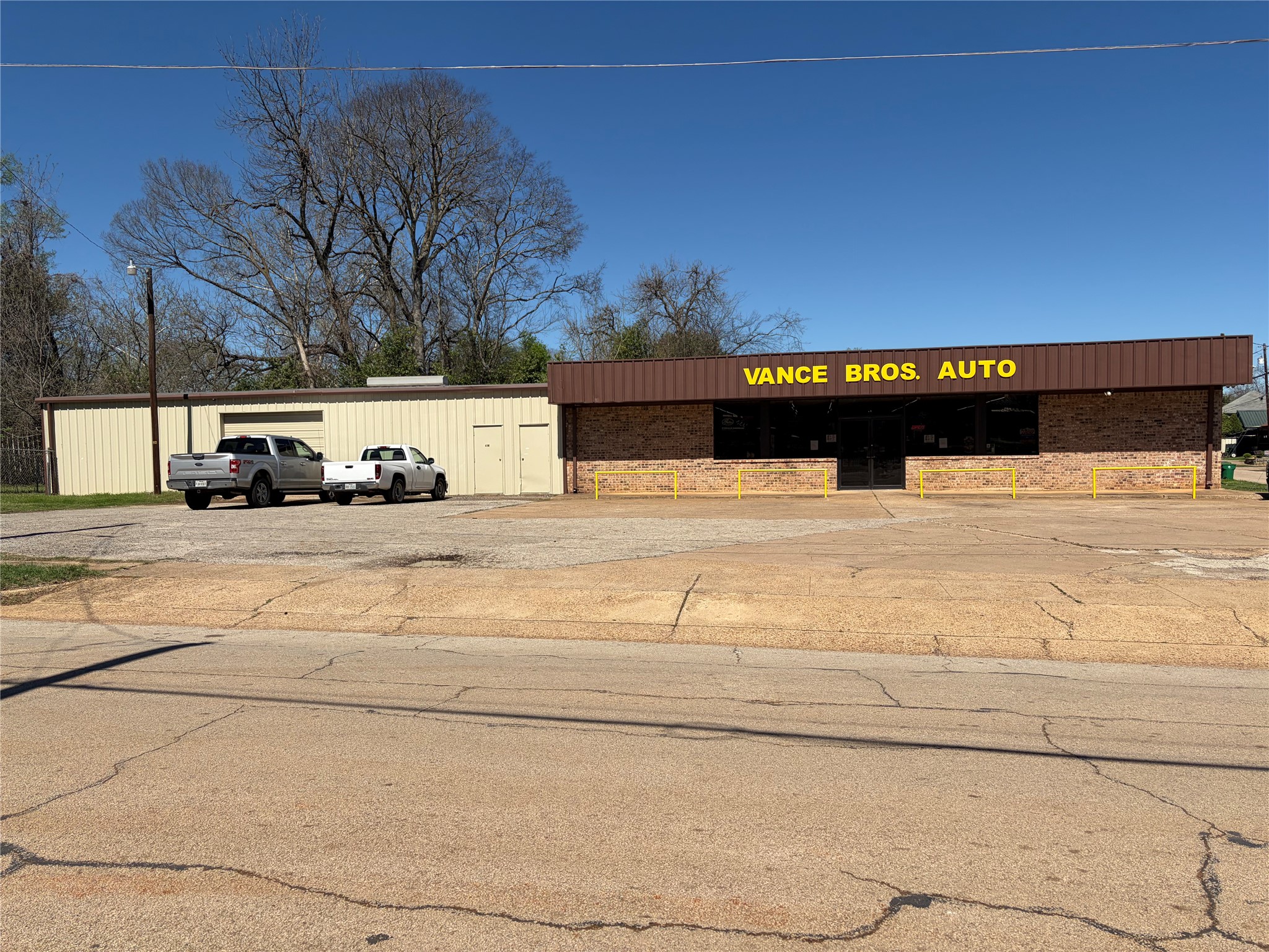 601 W Lacy Street Palestine TX 75801