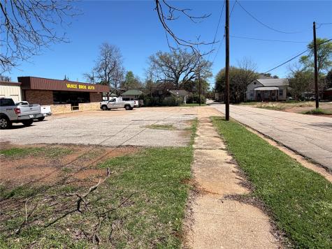 601 W Lacy Street Palestine TX 75801