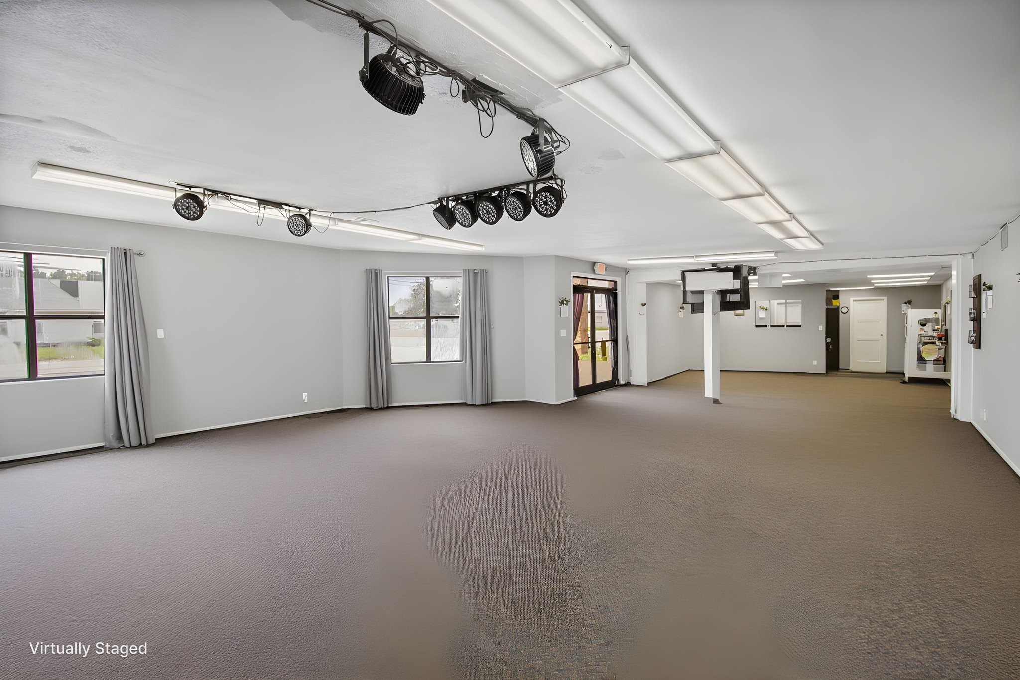 190 N Main Street Rhome TX 76078