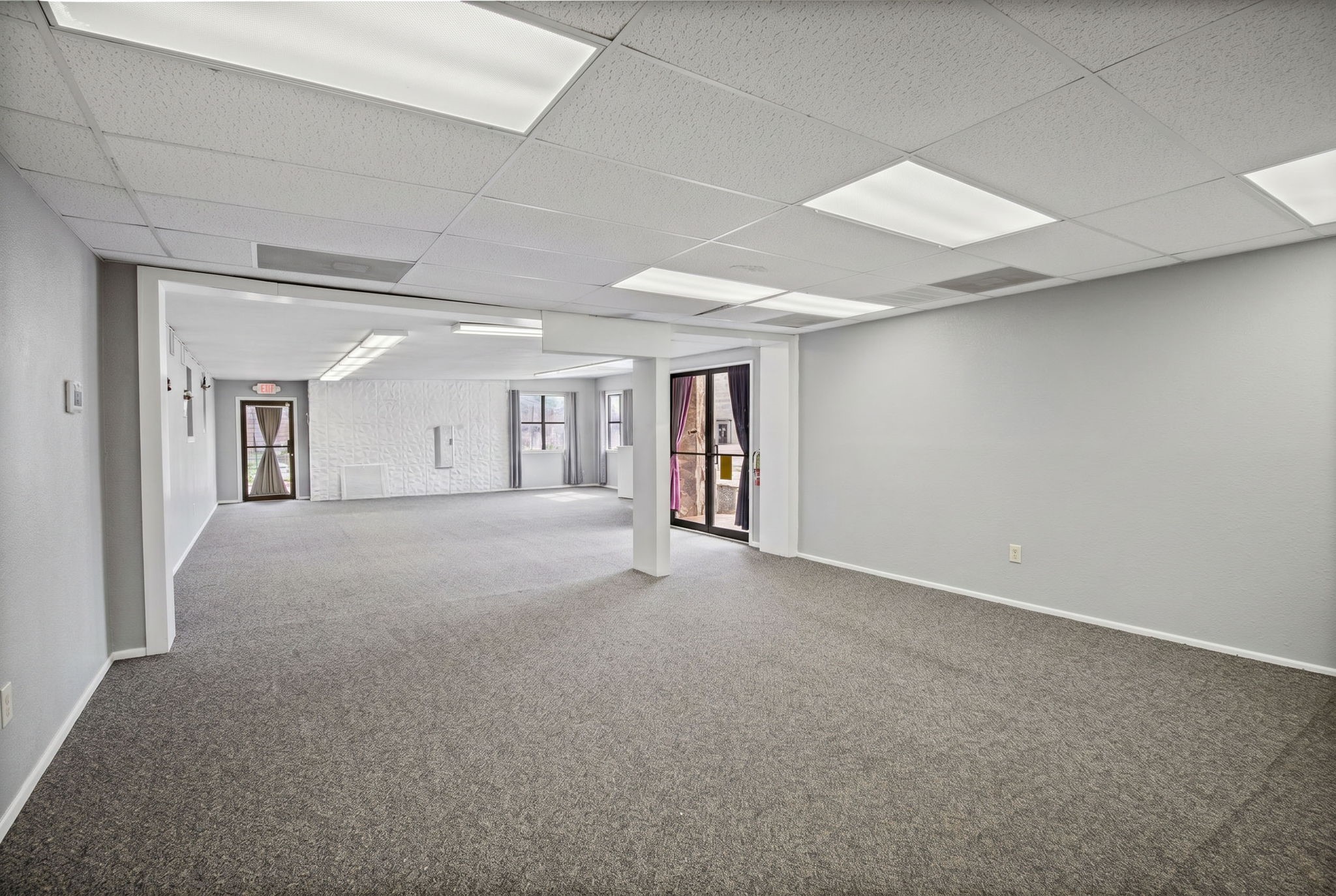 190 N Main Street Rhome TX 76078