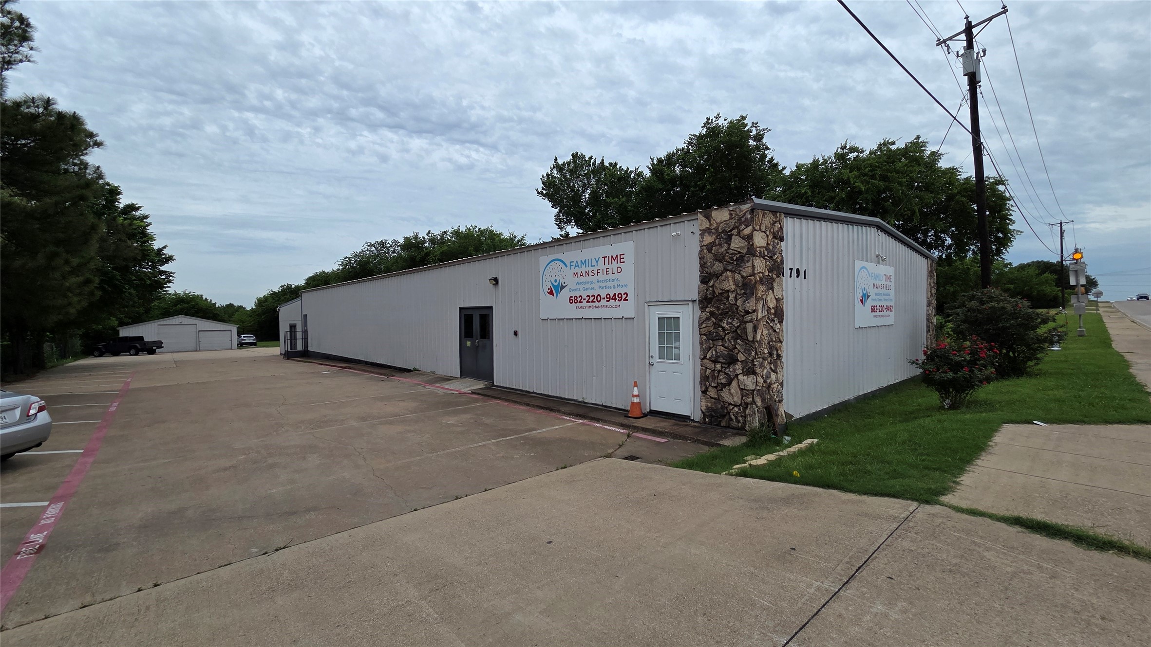 1791 Highway 1187 Mansfield TX 76063