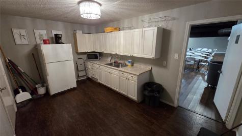 1791 Highway 1187 Mansfield TX 76063