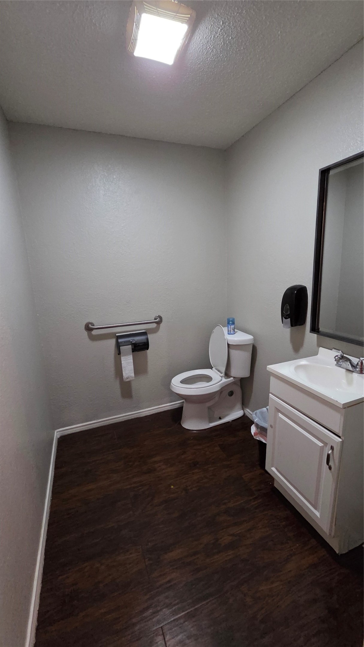1791 Highway 1187 Mansfield TX 76063