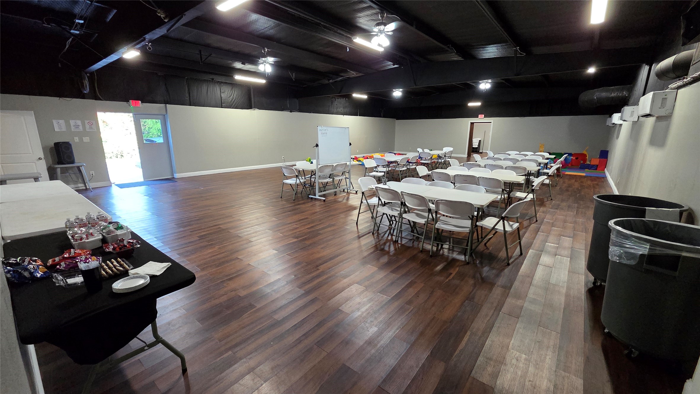 1791 Highway 1187 Mansfield TX 76063