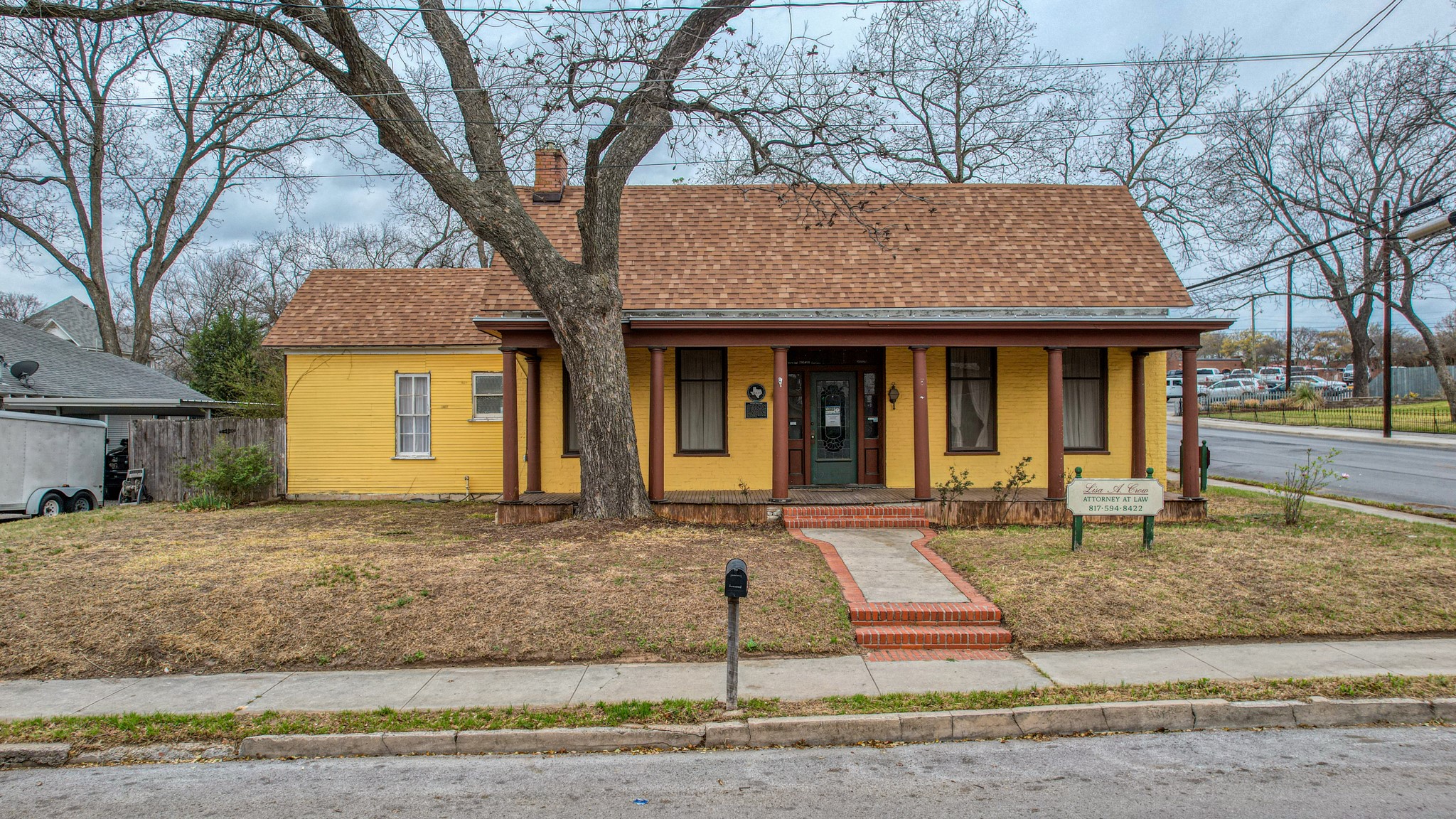 202 S Waco Street Weatherford TX 76086