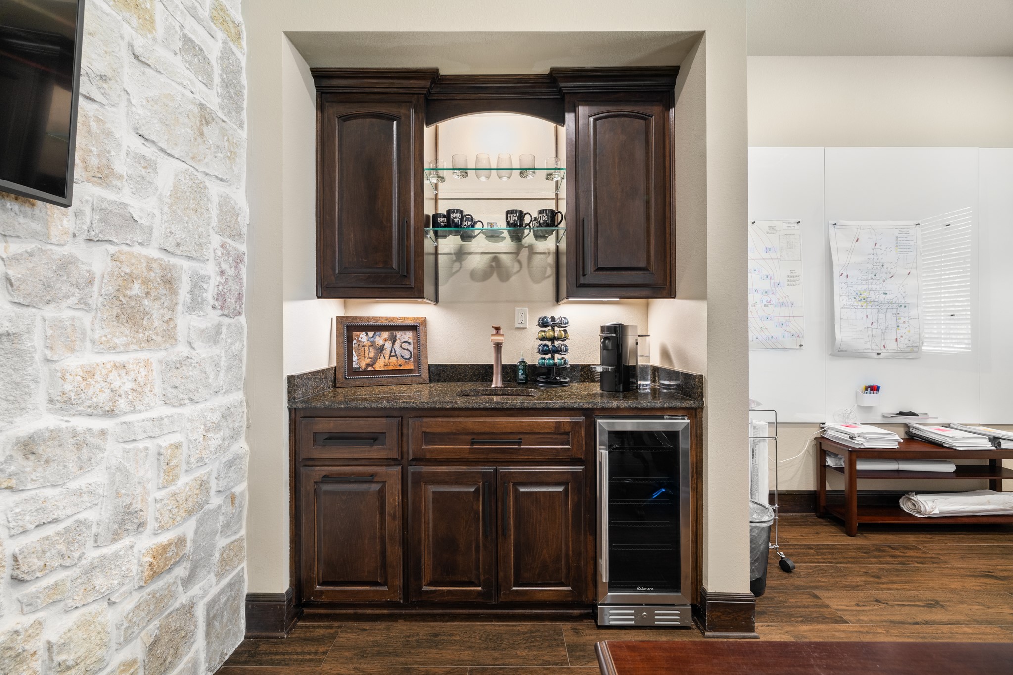 1518 Colony Circle Longview TX 75604