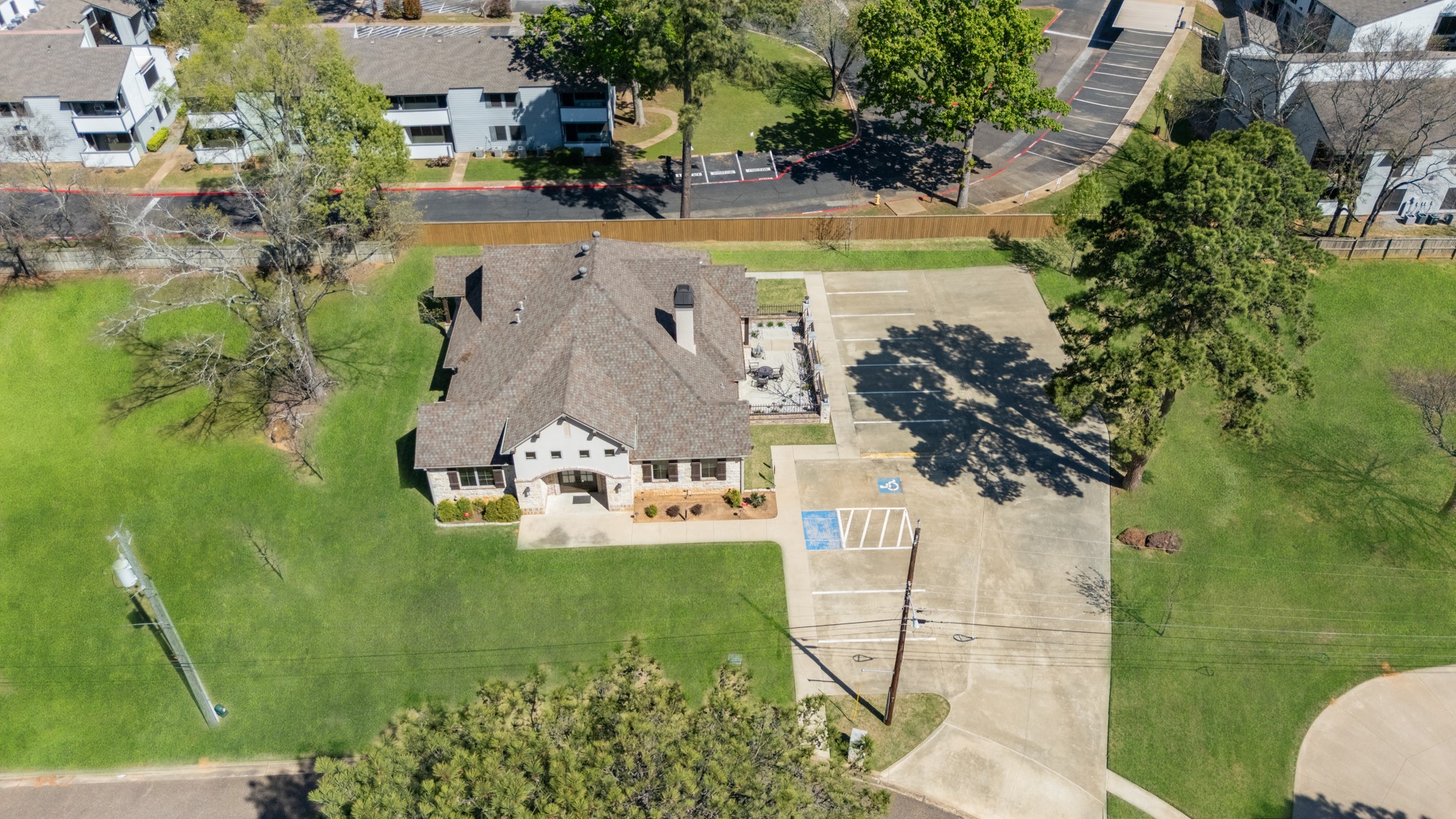 1518 Colony Circle Longview TX 75604