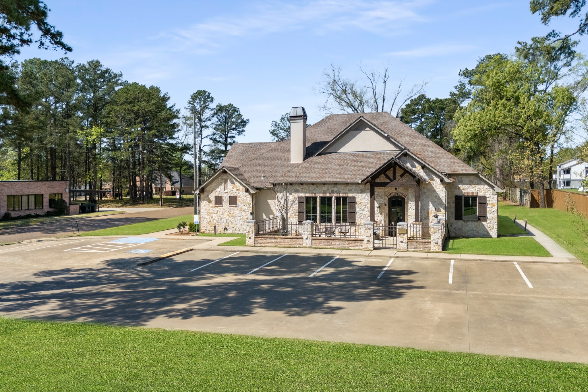 1518 Colony Circle Longview TX 75604
