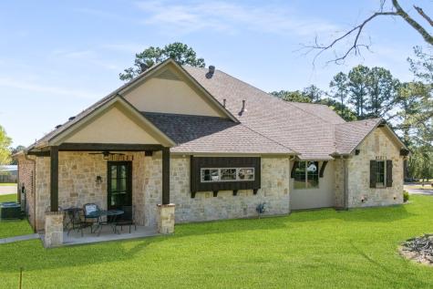 1518 Colony Circle Longview TX 75604