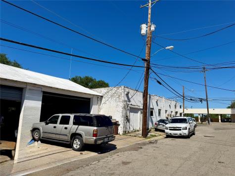 1105,1107 Park Street Street Commerce TX 75428