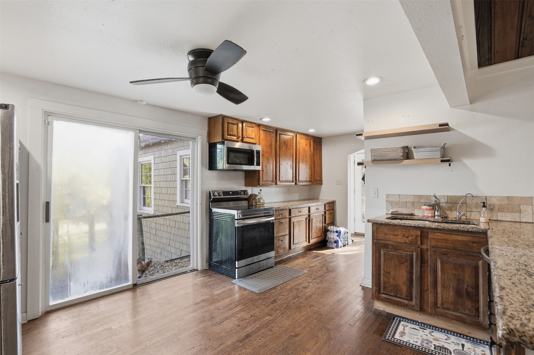 7024 Edgemere Place Lake Worth TX 76135