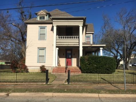 303 W Cherry Street Sherman TX 75090
