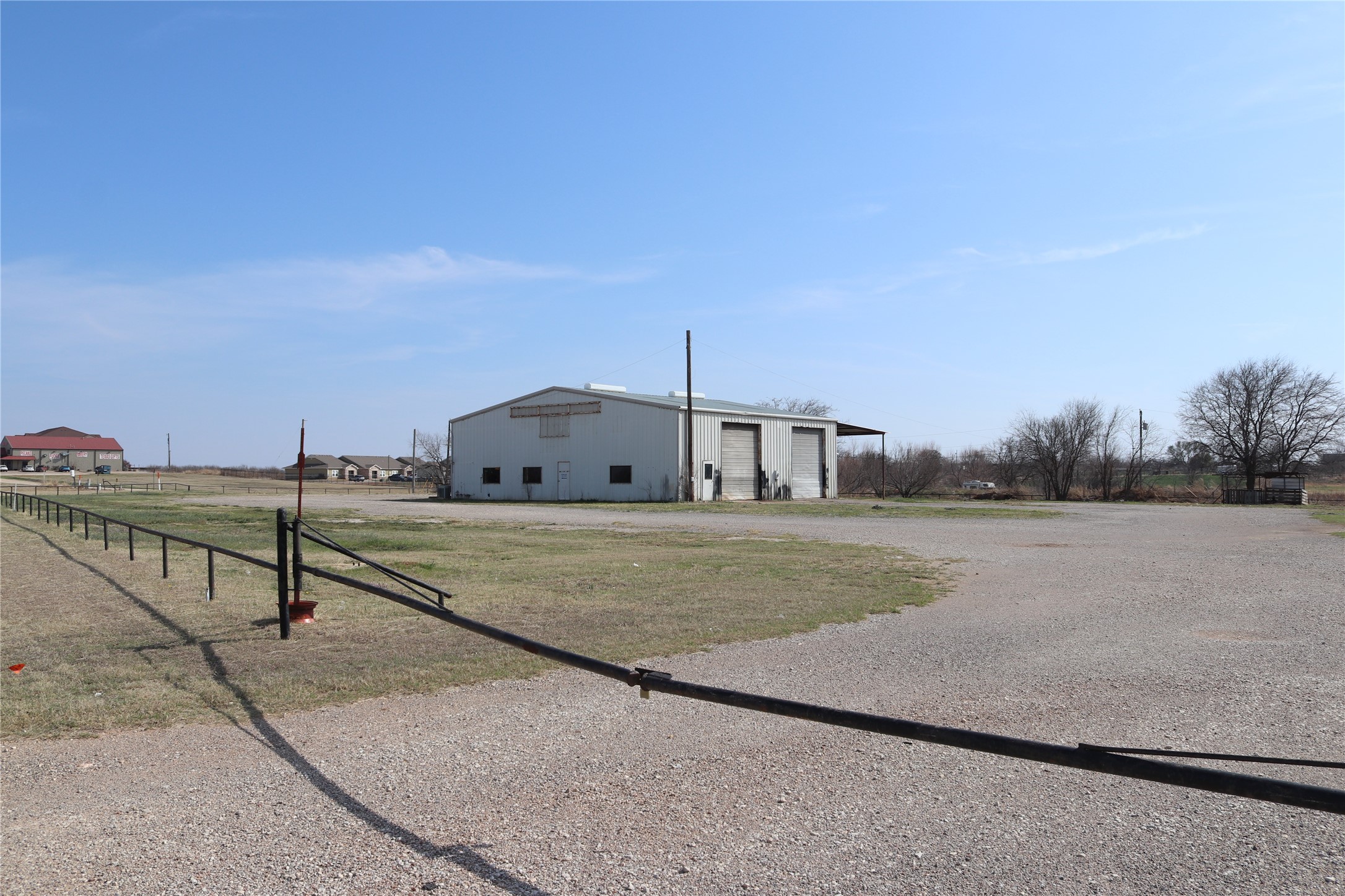 604 Us Highway 287 S Henrietta TX 76365