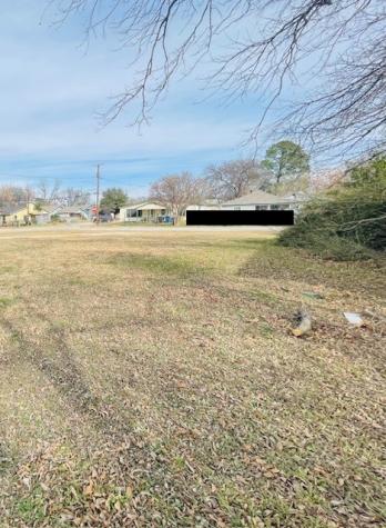 7905 Ivory Lane Dallas TX 75216