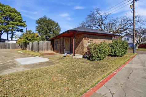 2105 W Shady Grove Road Irving TX 75060