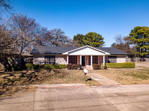 2105 W Shady Grove Road Irving TX 75060