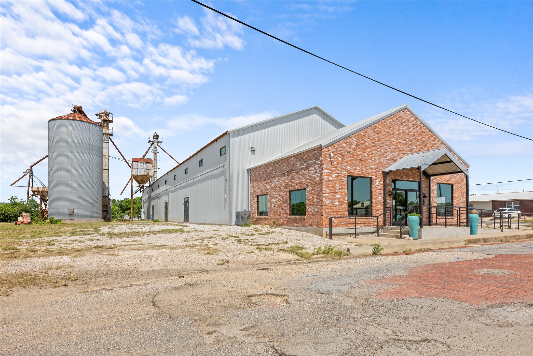 151 S 5th Street Honey Grove TX 75446