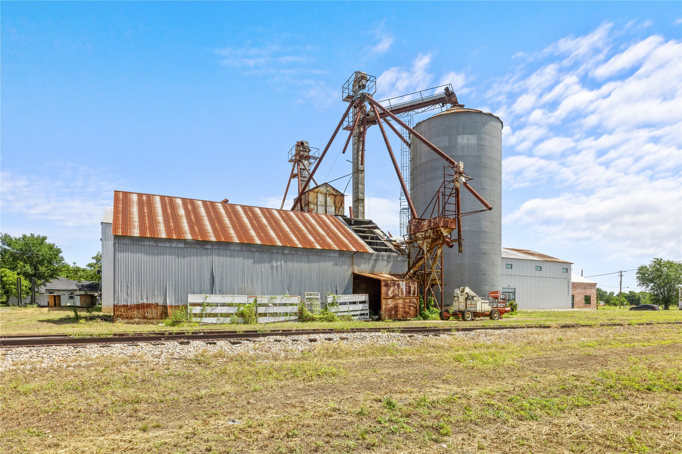 151 S 5th Street Honey Grove TX 75446