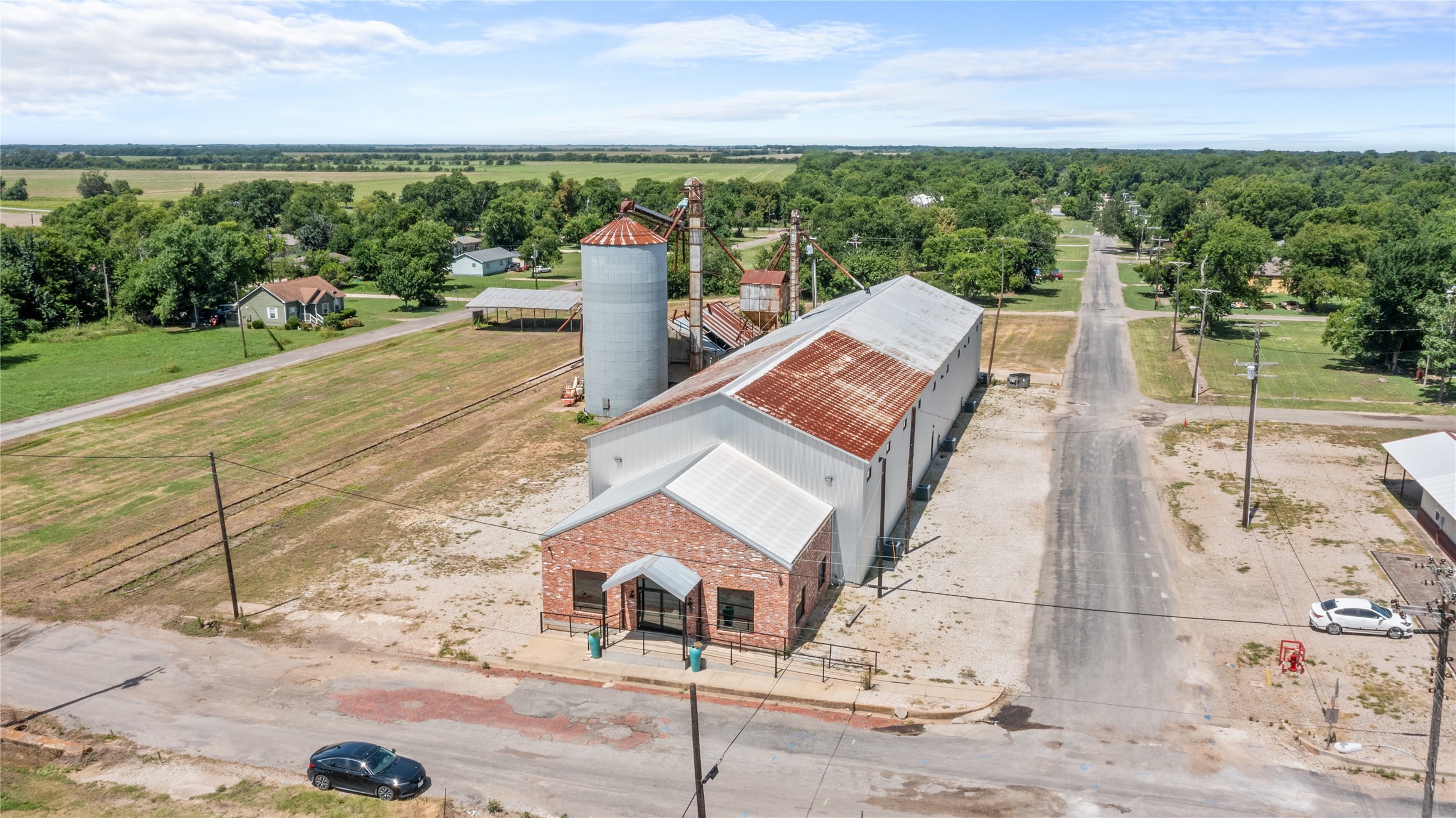 151 S 5th Street Honey Grove TX 75446