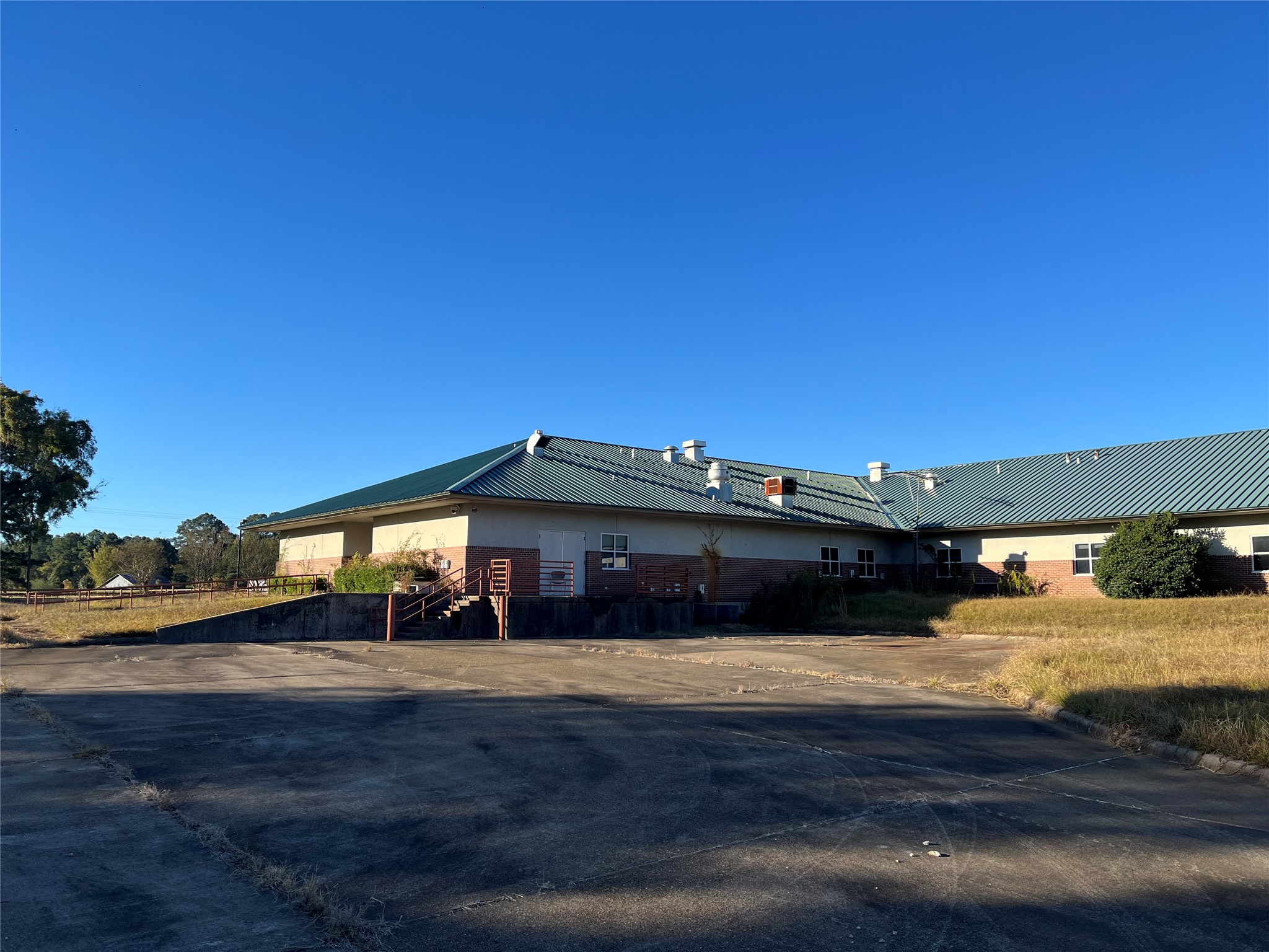4538 County Road 1202 Maud TX 75567