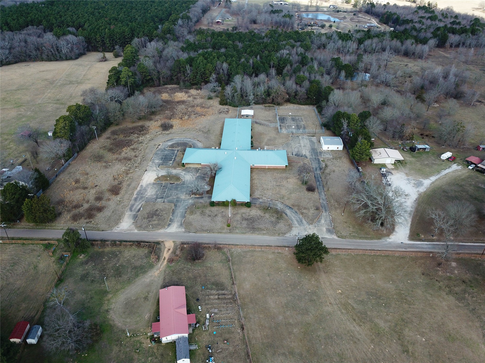 4538 County Road 1202 Maud TX 75567
