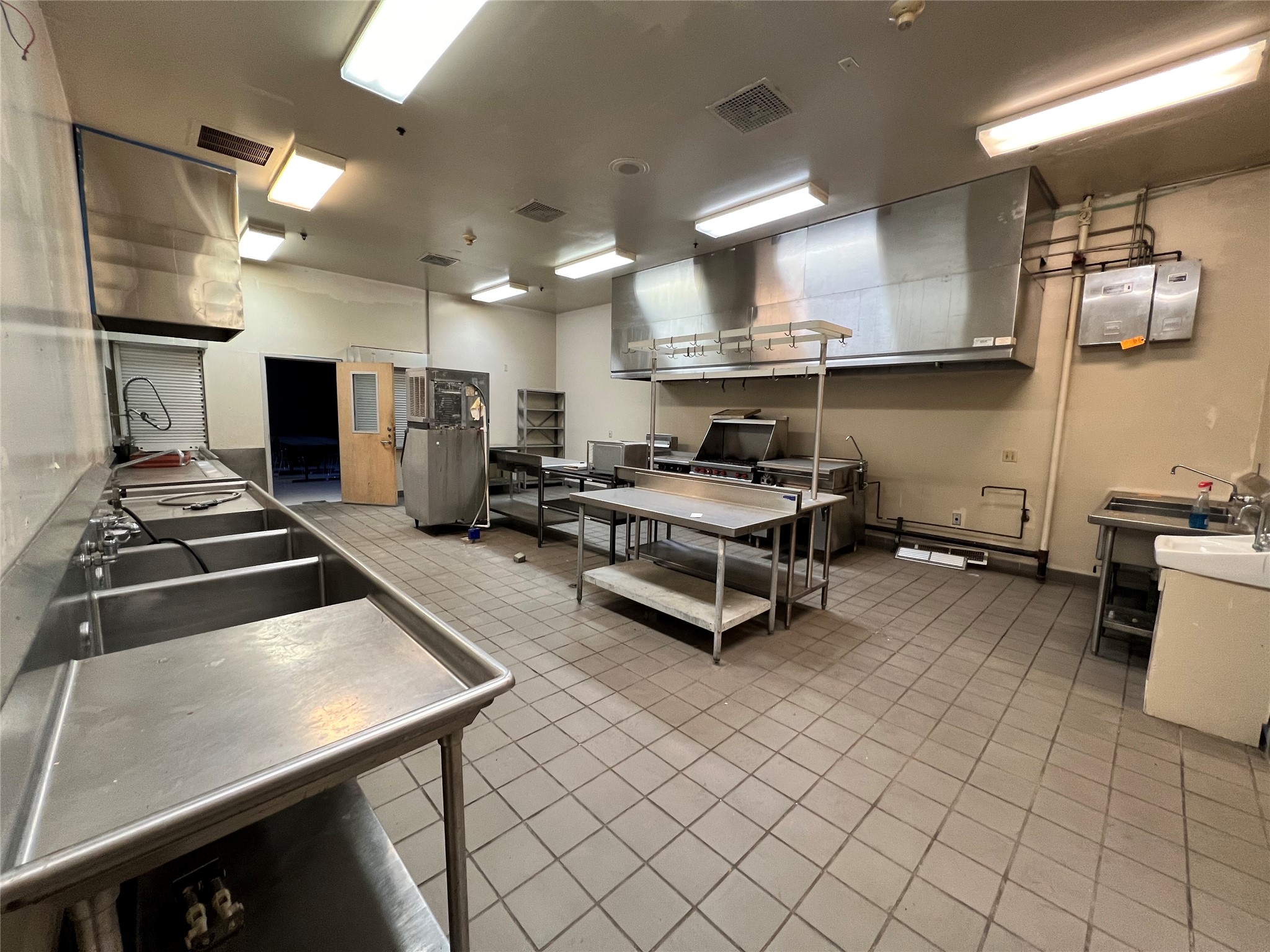 4538 County Road 1202 Maud TX 75567