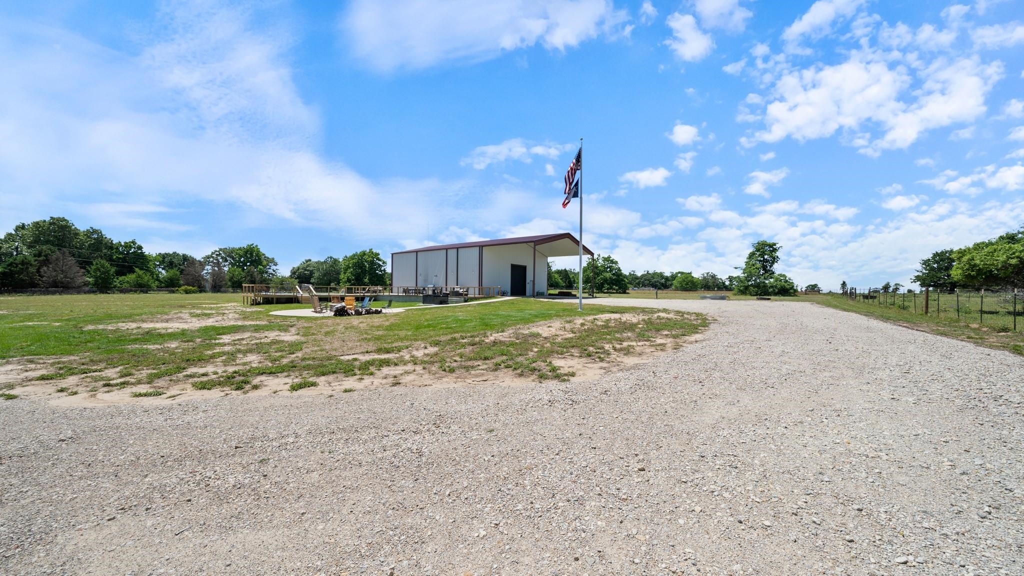 1211 Vz County Road 4418 Canton TX 75103