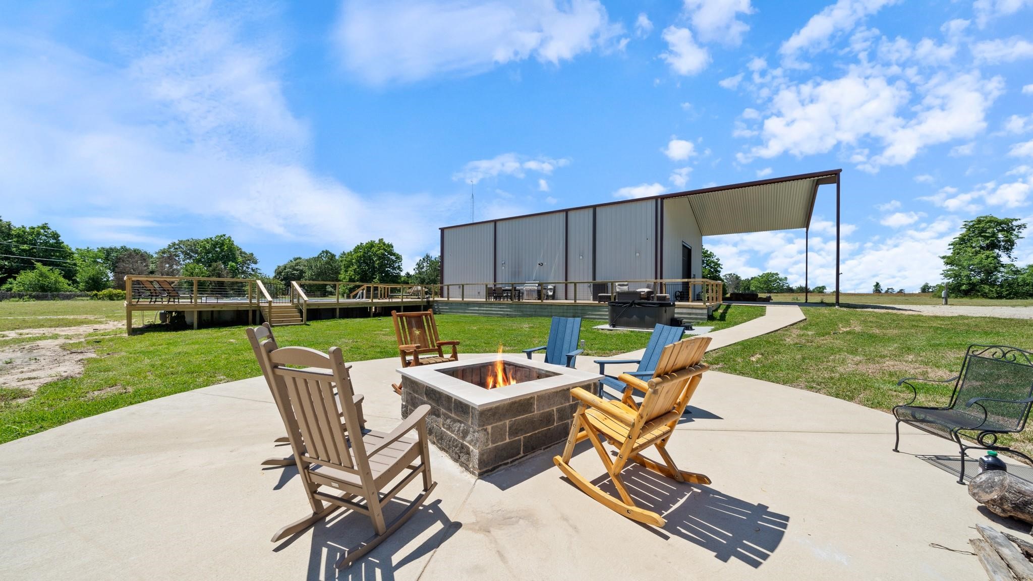 1211 Vz County Road 4418 Canton TX 75103