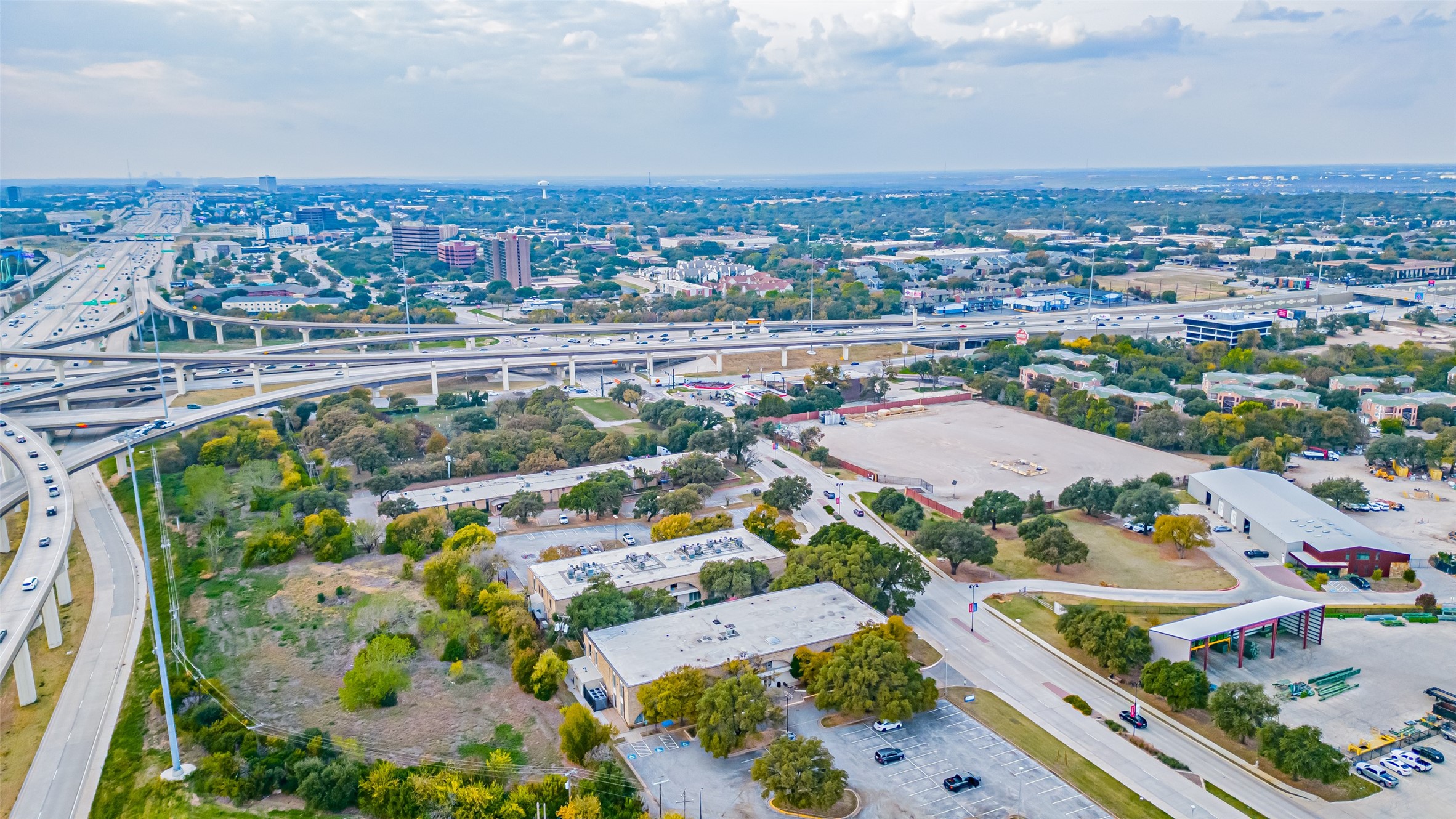 2660 E Lamar Boulevard Arlington TX 76011