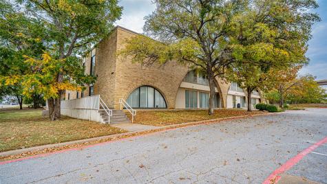 2660 E Lamar Boulevard Arlington TX 76011
