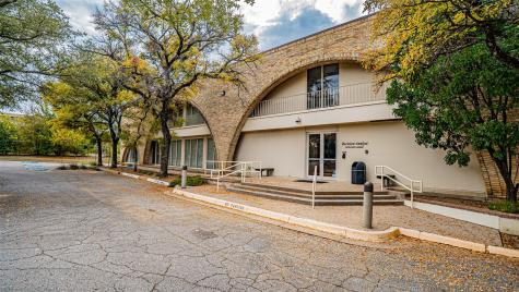 2660 E Lamar Boulevard Arlington TX 76011