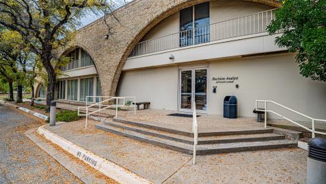 2660 E Lamar Boulevard Arlington TX 76011
