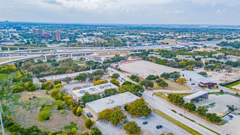 2660 E Lamar Boulevard Arlington TX 76011