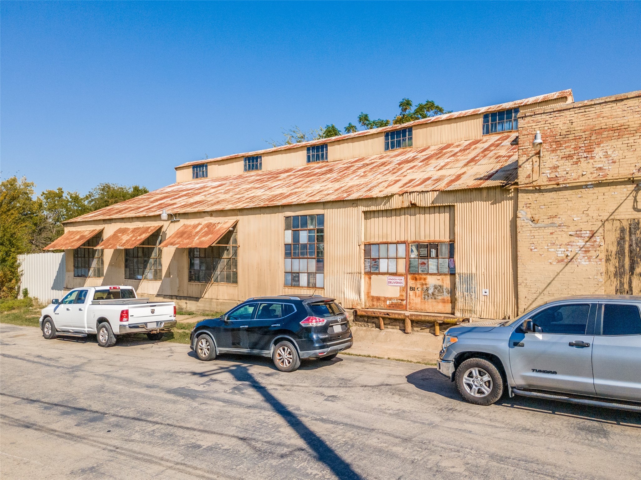 2401 Hickory Street Dallas TX 75215
