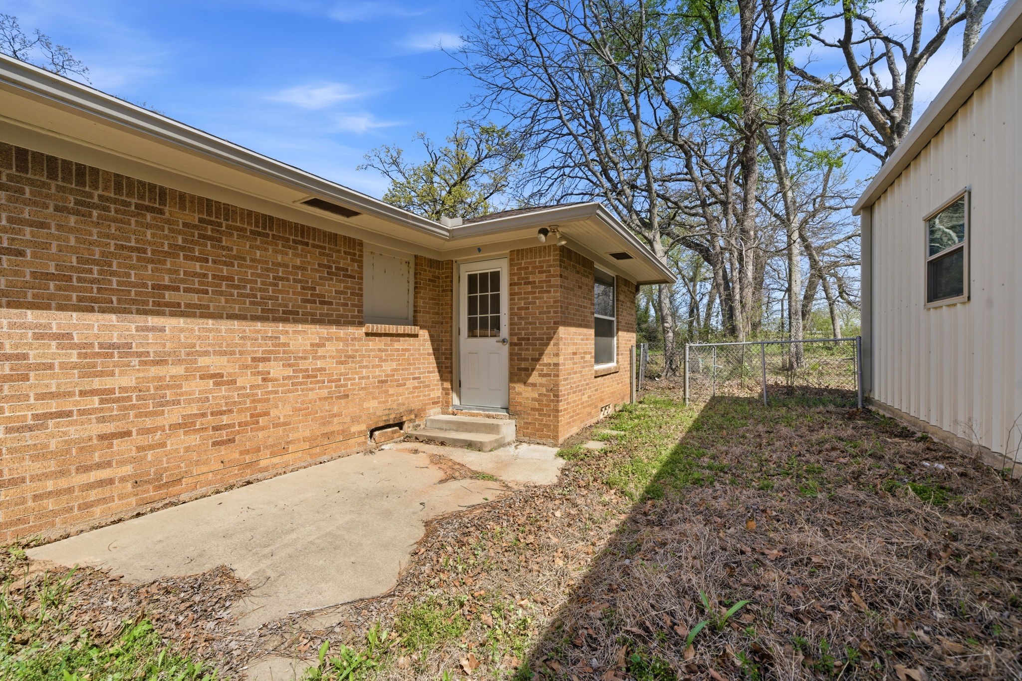 449 Us-175 Eustace TX 75124