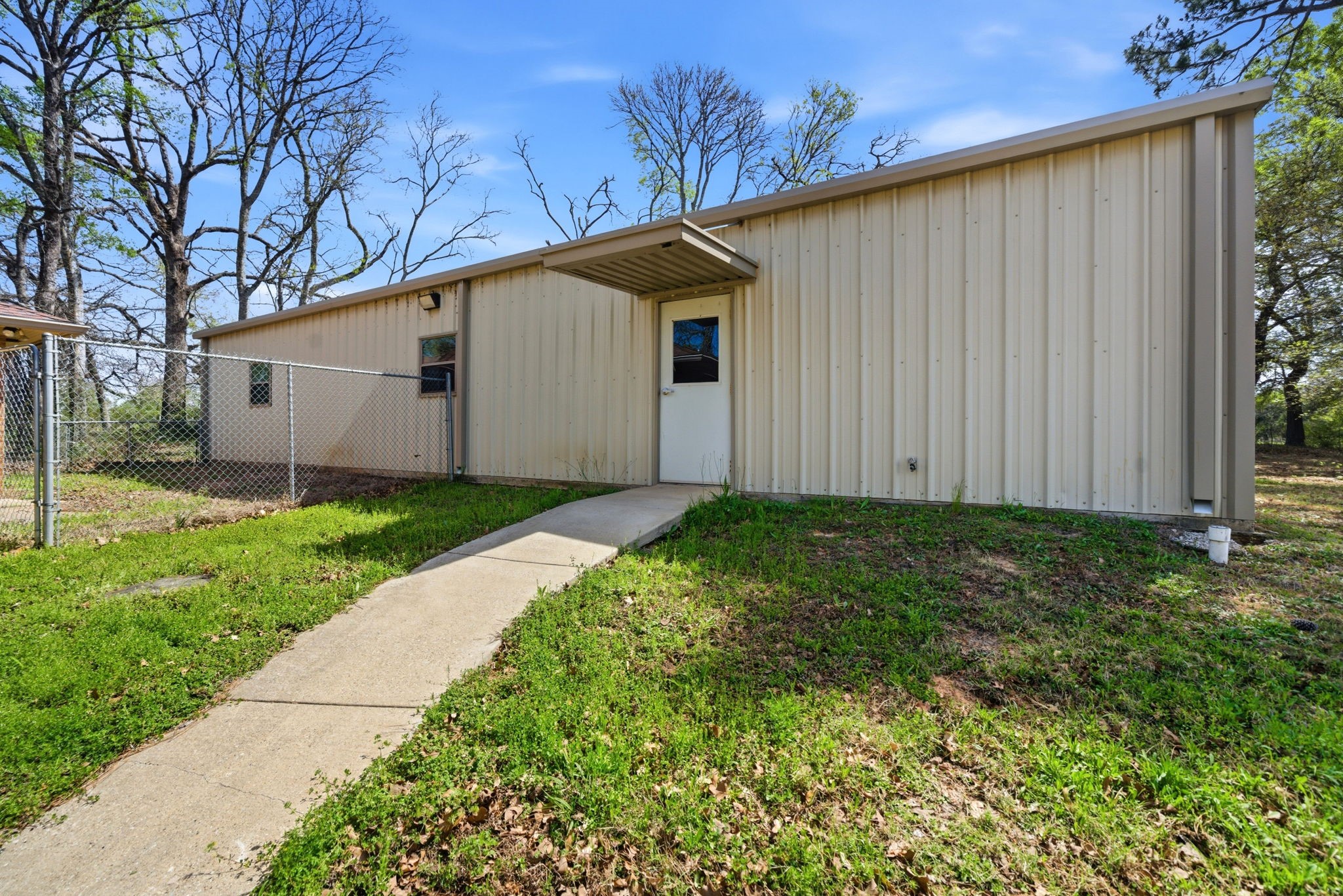 449 Us-175 Eustace TX 75124