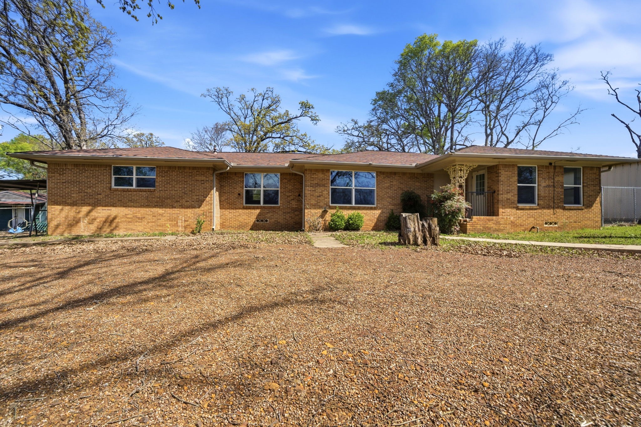 449 Us-175 Eustace TX 75124