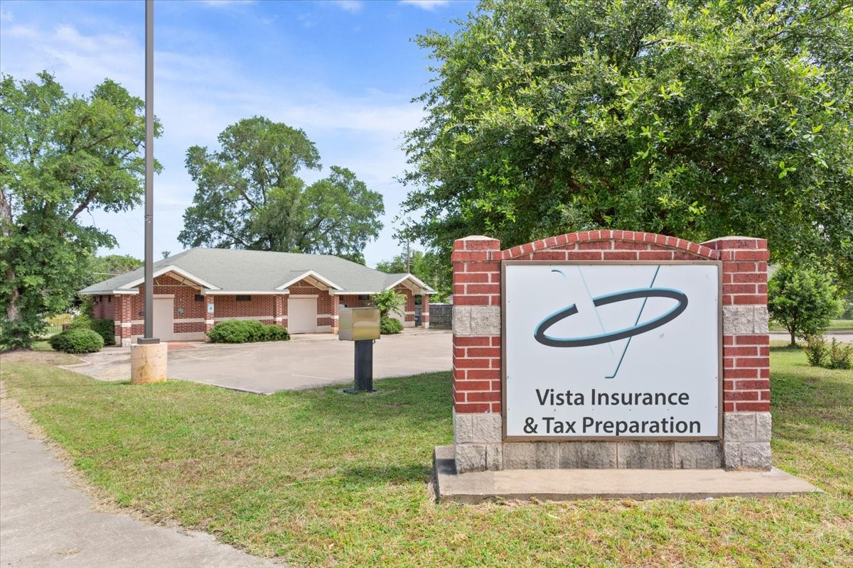 2419 Herring Avenue Waco TX 76708