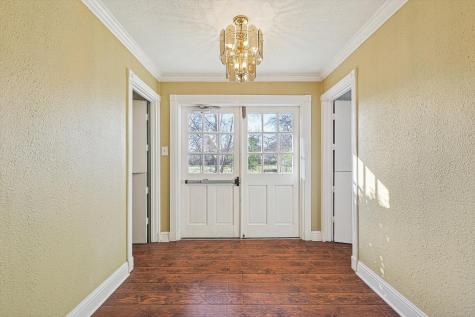 325 S Cowan Avenue Lewisville TX 75057