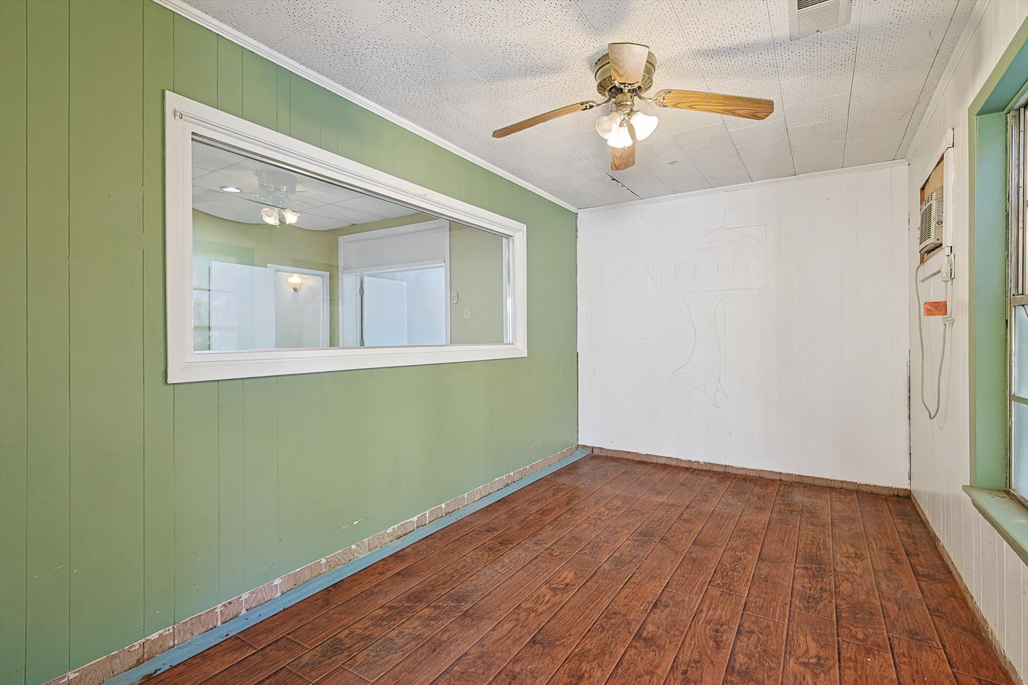 325 S Cowan Avenue Lewisville TX 75057