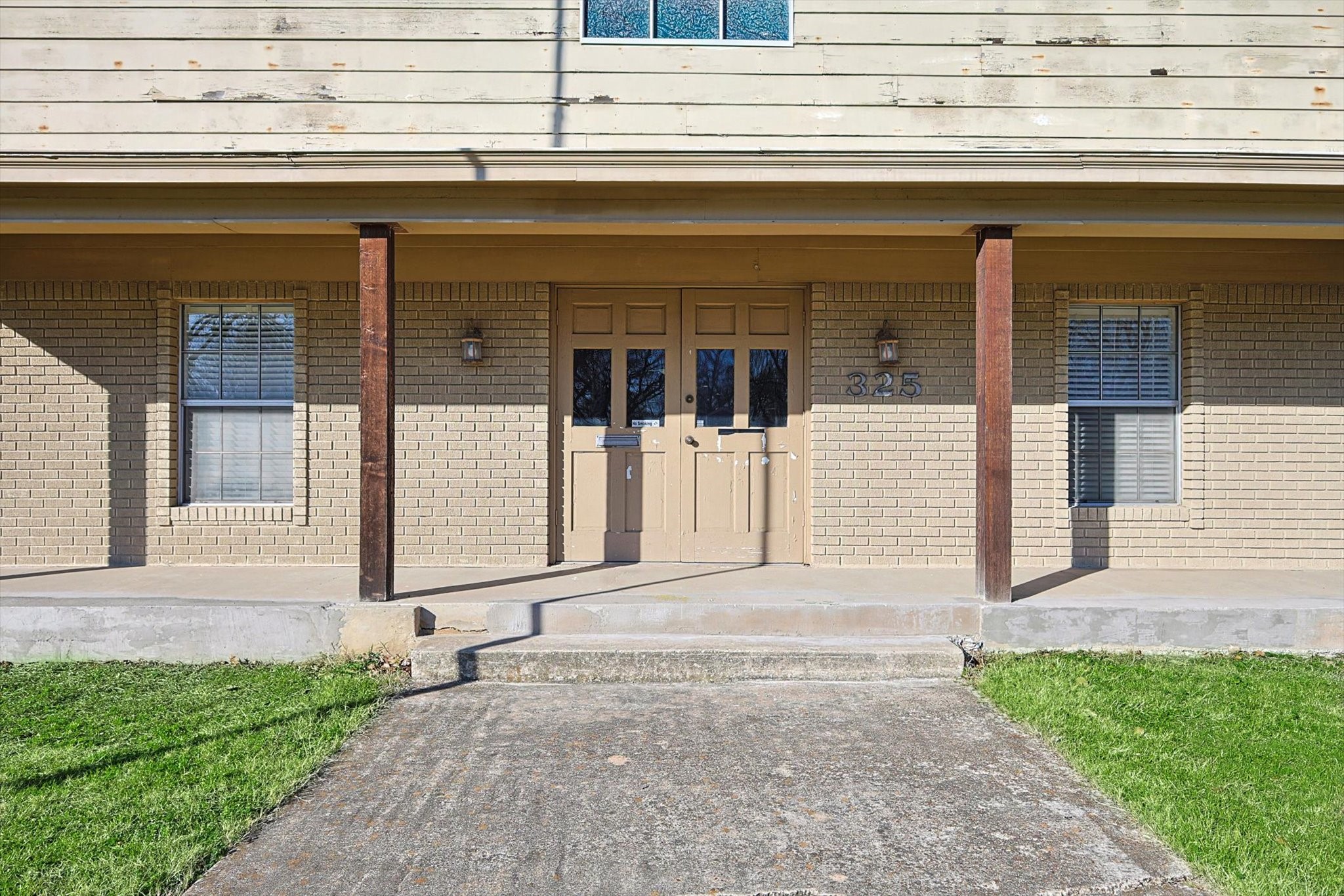 325 S Cowan Avenue Lewisville TX 75057