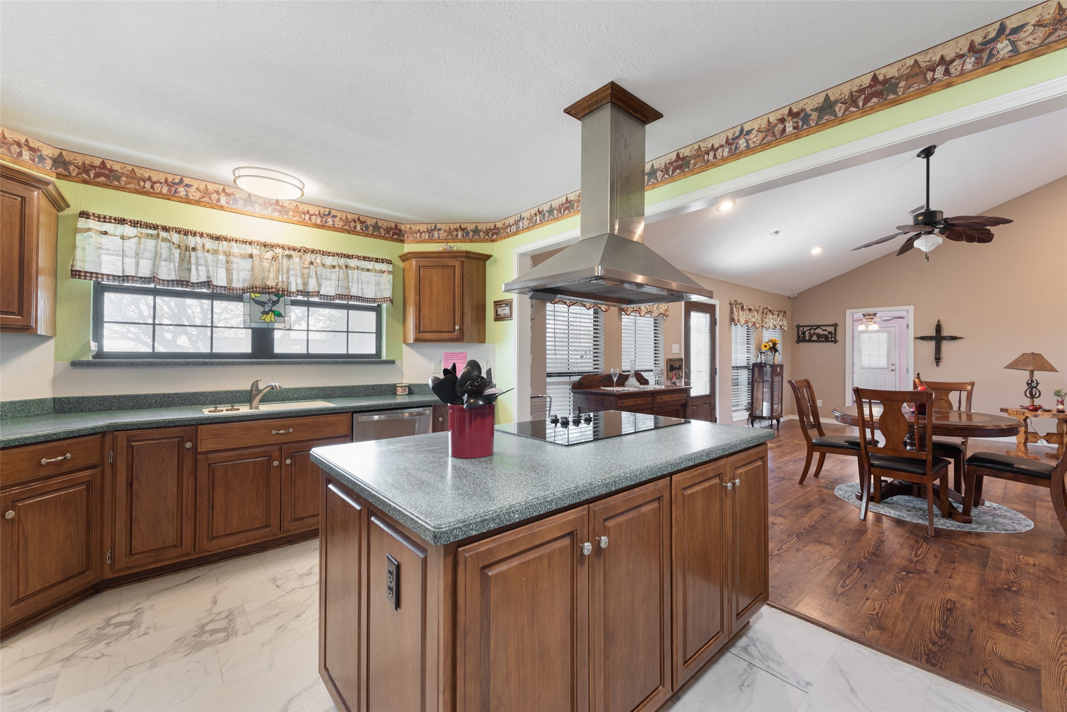 9555 County Road 155 Kaufman TX 75142