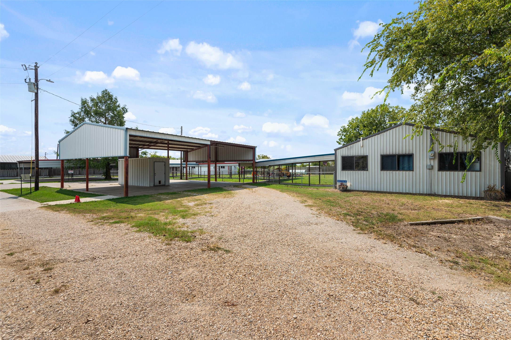 9555 County Road 155 Kaufman TX 75142