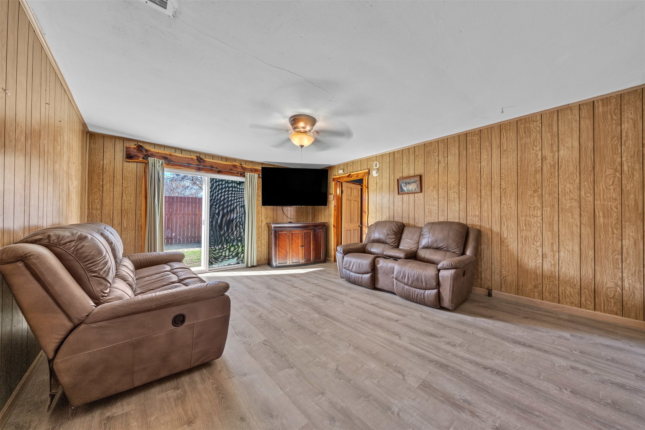 5920- C Walnut Creek Drive Granbury TX 76049