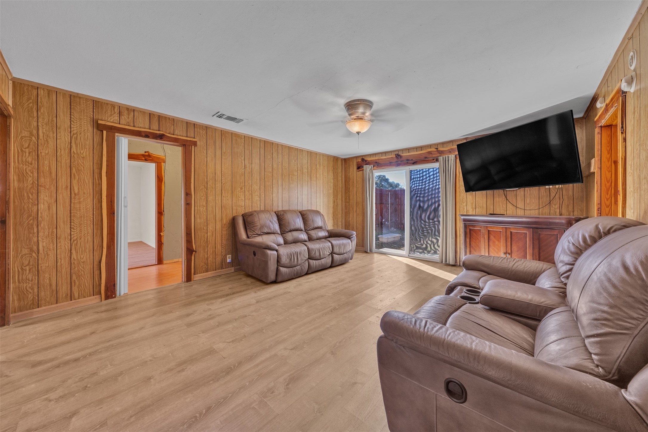 5920- C Walnut Creek Drive Granbury TX 76049