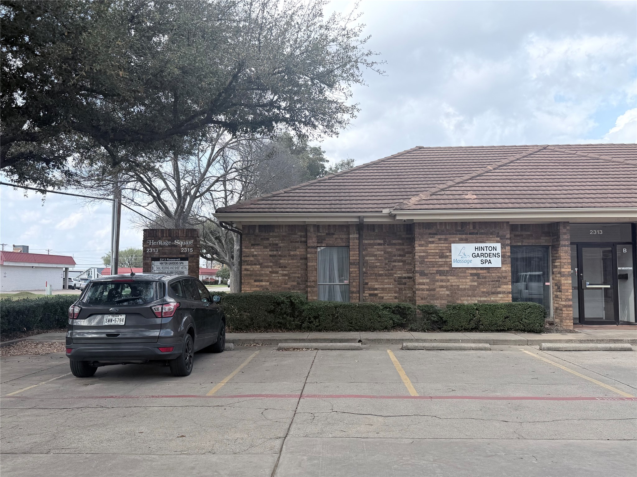 2313 Roosevelt Drive Dalworthington Gardens TX 76016
