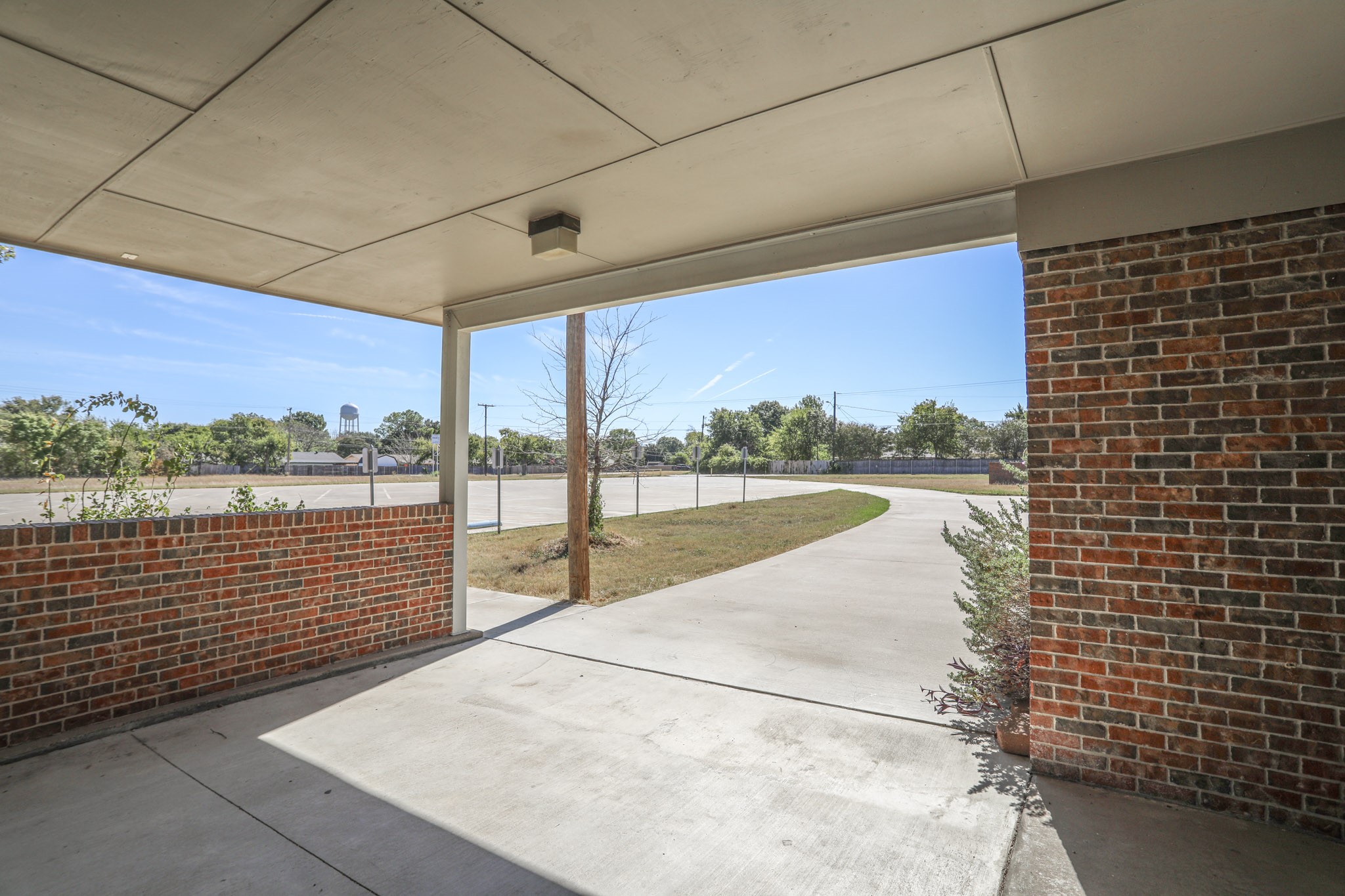 1400 Bean Drive Crowley TX 76036