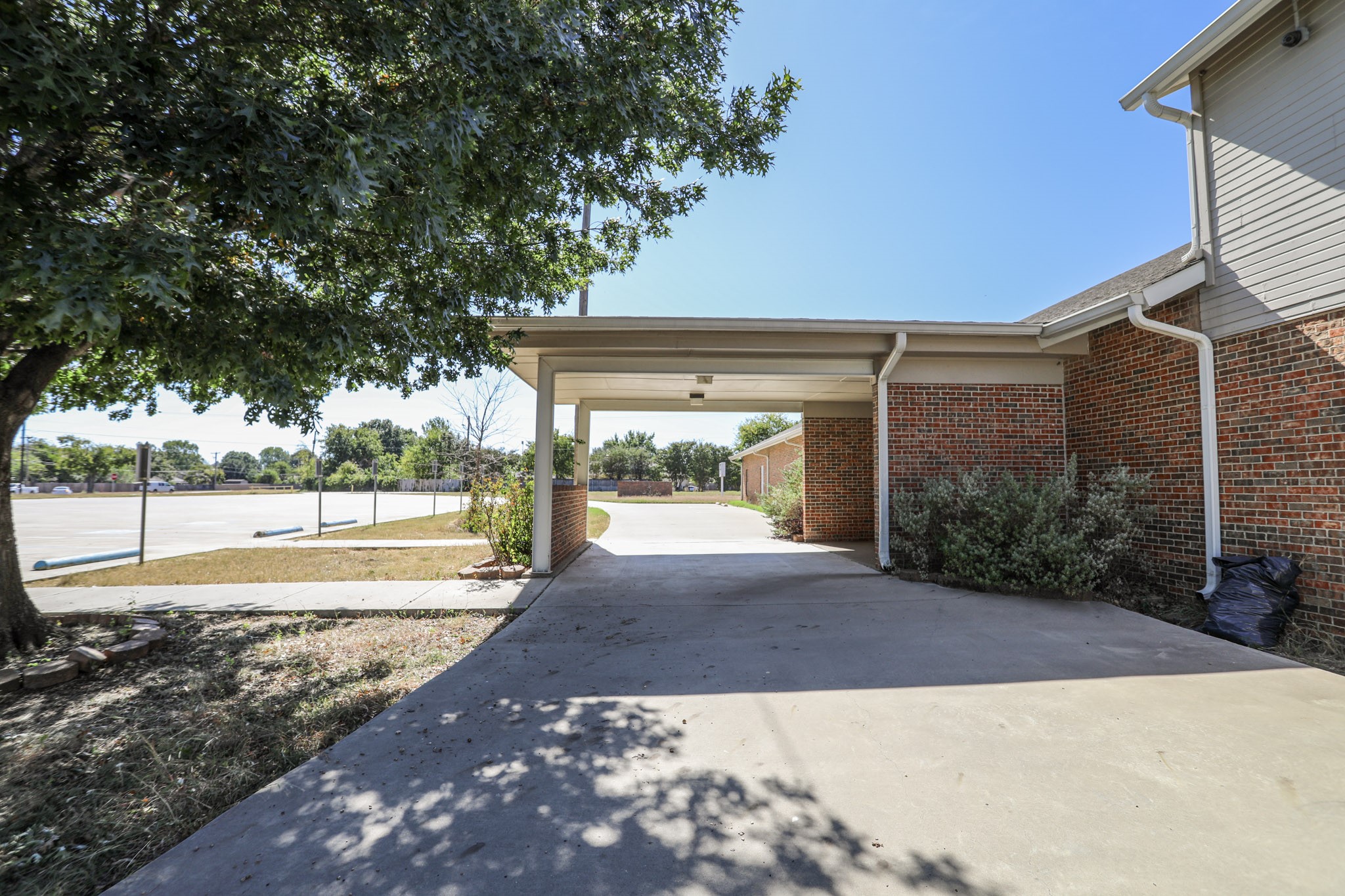 1400 Bean Drive Crowley TX 76036