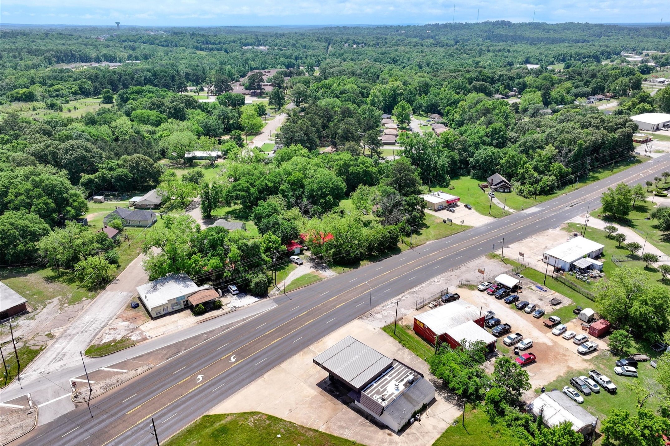 1907 W Oak Street Palestine TX 75801