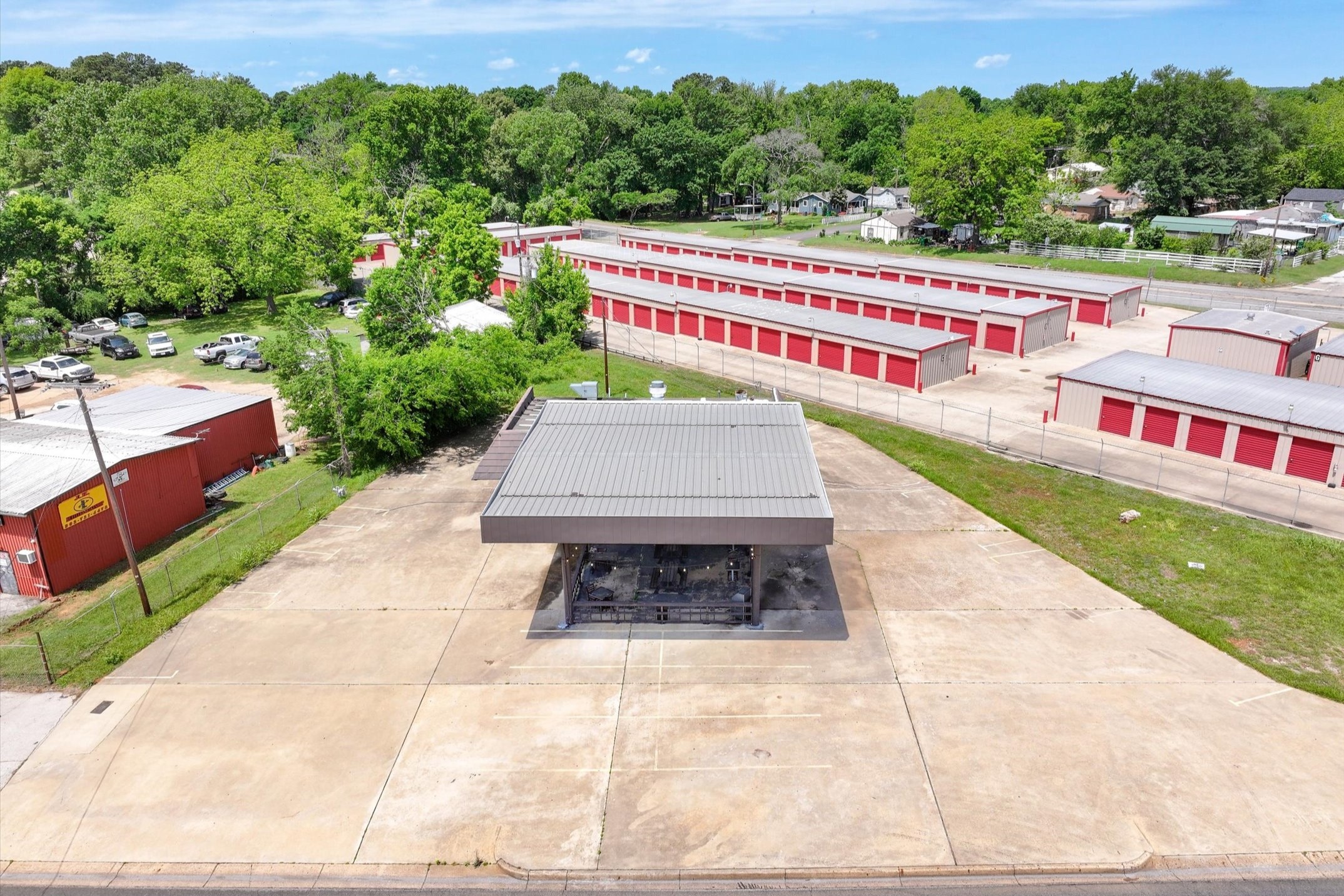 1907 W Oak Street Palestine TX 75801